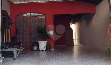 Casa com 3 quartos à venda em Núcleo Habitacional José Regino - SP