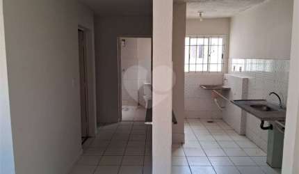 Apartamento com 2 quartos à venda em Núcleo Habitacional Mary Dota - SP