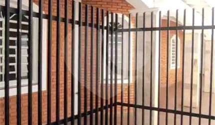 Casa com 7 quartos para locação em Vila Cardia - SP