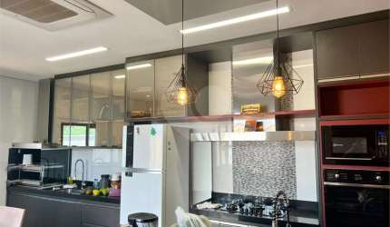 Condomínio com 3 quartos à venda em Alphaville - SP