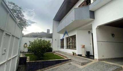 BELISSÍMA CASA COM 3 DORMITÓRIOS NO JARDIM SOCIAL