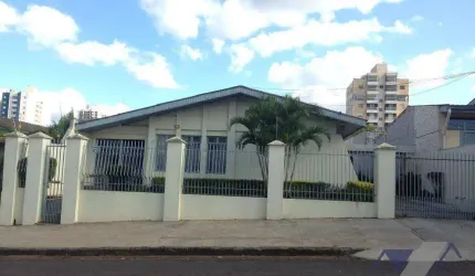 Casa com 3 dormitórios à venda, 263 m² por R$ 2.000.000,00 - Centro - Cascavel/PR
