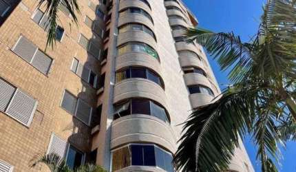 Apartamento com 3 dormitórios à venda, 124 m² por R$ 780.000,00 - Centro - Cascavel/PR
