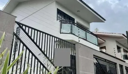 Sobrado com 3 dormitórios à venda, 180 m² por R$ 1.270.000,00 - Centro - Cascavel/PR