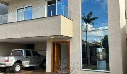 Sobrado com 3 dormitórios à venda, 270 m² por R$ 2.100.000,00 - Região do Lago 2 - Cascavel/PR