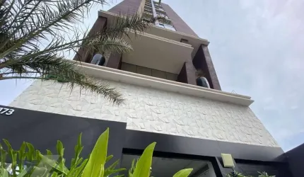 Apartamento Duplex com 3 dormitórios para alugar, 152 m² por R$ 5.900,00/mês - Canadá - Cascavel/PR