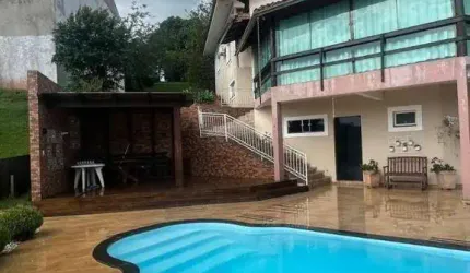Sobrado com 3 dormitórios à venda, 260 m² por R$ 3.360.000,00 - Boa Vista - Boa Vista da Aparecida/PR