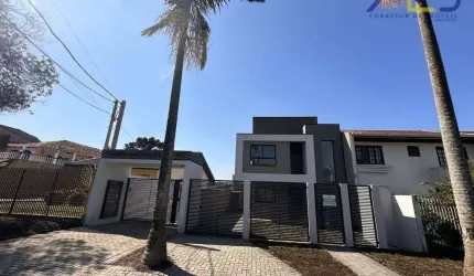Sobrado com 3 dormitórios à venda, 97 m² por R$ 749.000 - Santa Cândida - Curitiba/PR