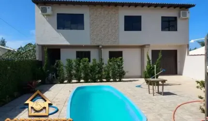 Lindo sobrado com 4 dormitórios em Imbé