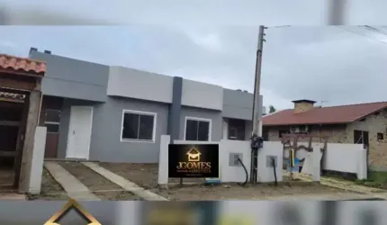 CASA GEMINADA NOVA  AO LADO DA AVENIDA CURITIBA CENTRINHO DE NOVA TRAMANDAÍ