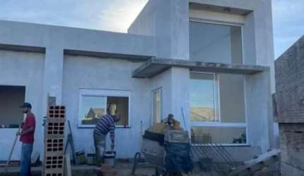 CASA GEMINADA ALTO PADRÃO EM IMBÉ