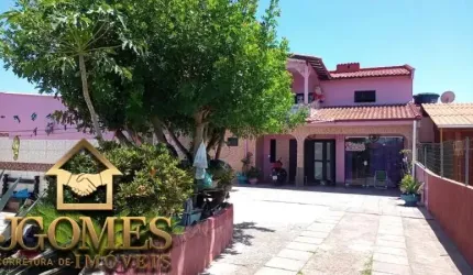 BELA CASA  DE DOIS ANDARES COM PISCINA LOCALIZADA EM MARILUZ