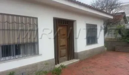 Casa terrea de 250m² com 3 quartos em Jardim Peri