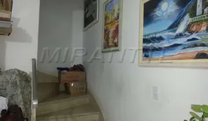 Sobrado de 133m² com 3 quartos em Vila Carbone