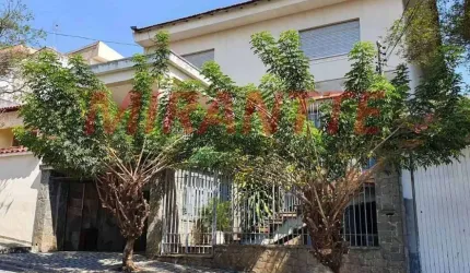 Sobrado de 433m² com 3 quartos em Vila Aurora