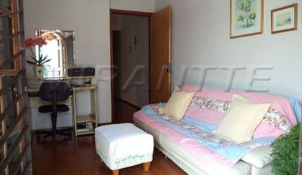 Sobrado de 139m² com 3 quartos em Água Fria