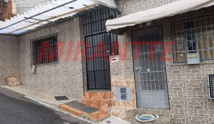 Sobrado de 70m² com 2 quartos em Vila Gustavo