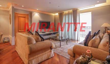 Apartamento de 140m² com 3 quartos em Santana
