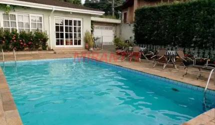 Casa terrea de 351m² com 4 quartos em Jardim Floresta