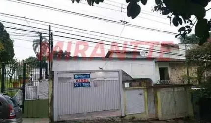 Terreno de 340m² em Água Fria