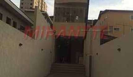 Sobrado de 360m² com 4 quartos em Santa Terezinha