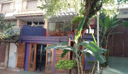 Sobrado de 196m² com 3 quartos em Santana