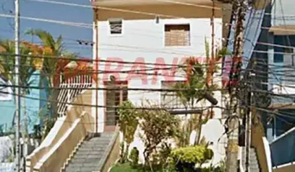 Sobrado de 145m² com 3 quartos em Água Fria