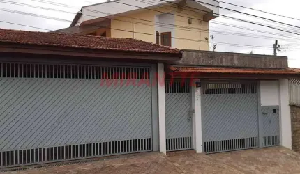 Sobrado de 300m² com 4 quartos em Jardim Guapíra