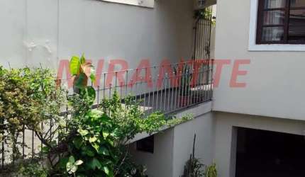 Sobrado de 142m² com 2 quartos em Vila Maria Alta