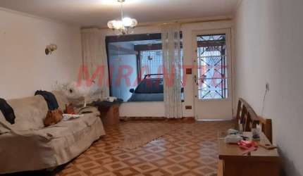 Sobrado de 149m² com 2 quartos em Água Fria