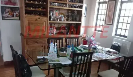 Sobrado de 127m² com 3 quartos em Santana