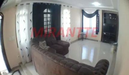 Sobrado de 165m² com 3 quartos em Vila Erna