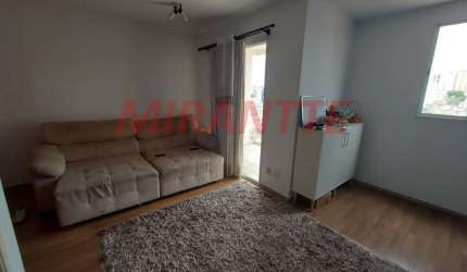 Apartamento de 68m² com 3 quartos em Água Fria