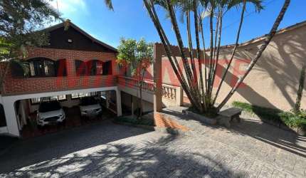 Casa terrea de 400m² com 3 quartos em Tremembe