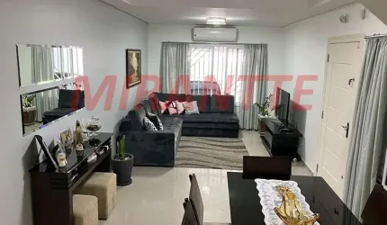 Sobrado de 156m² com 3 quartos em Santa Terezinha