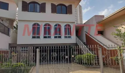 Cond. fechado de 386m² com 4 quartos em Santana