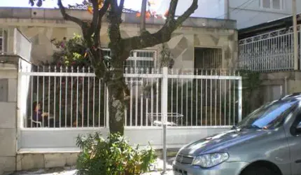 Casa terrea com 4 quartos em Água Fria