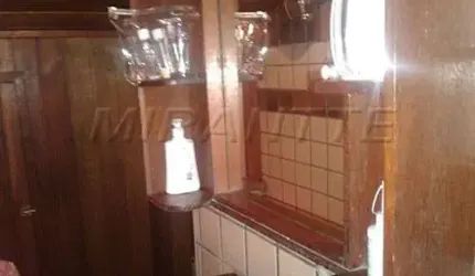 Sobrado de 368m² com 5 quartos em Barro Branco