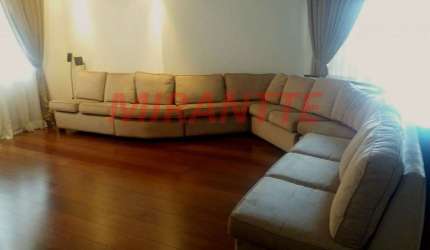 Apartamento de 245m² com 4 quartos em Água Fria