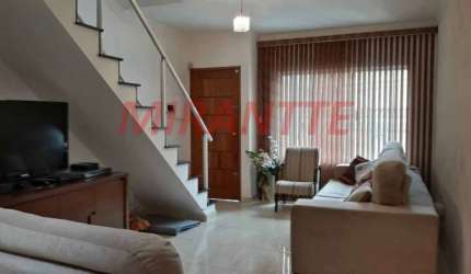Sobrado de 190m² com 3 quartos em Vila Aurora