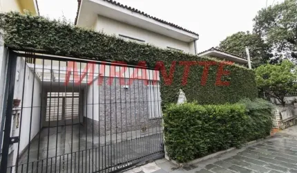 Sobrado de 242m² com 4 quartos em Planalto Paulista