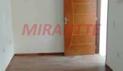 Cond. fechado de 300m² com 7 quartos em Freguesia do Ó