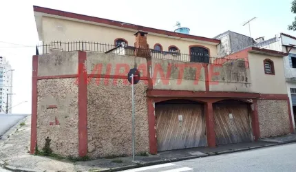 Sobrado de 200m² com 3 quartos em Vila Gustavo