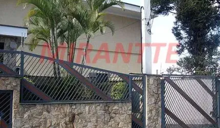 Sobrado de 184m² com 3 quartos em Tucuruvi