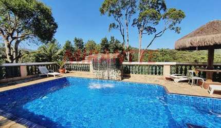 Casa terrea de 300m² com 4 quartos em Serra Da Cantareira