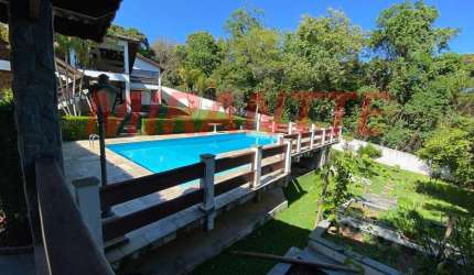 Sobrado de 433m² com 4 quartos em Serra da Cantareira