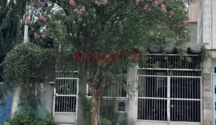 Sobrado de 160m² com 3 quartos em Santa Terezinha
