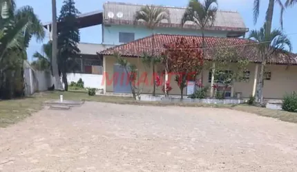 Sobrado de 500m² com 3 quartos em Balneário Adriana