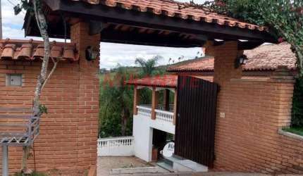 Cond. fechado de 600m² com 3 quartos em Nova Itatiba