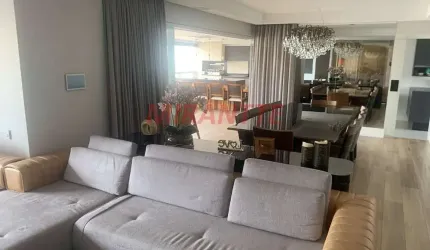 Apartamento de 250m² com 3 quartos em Santana